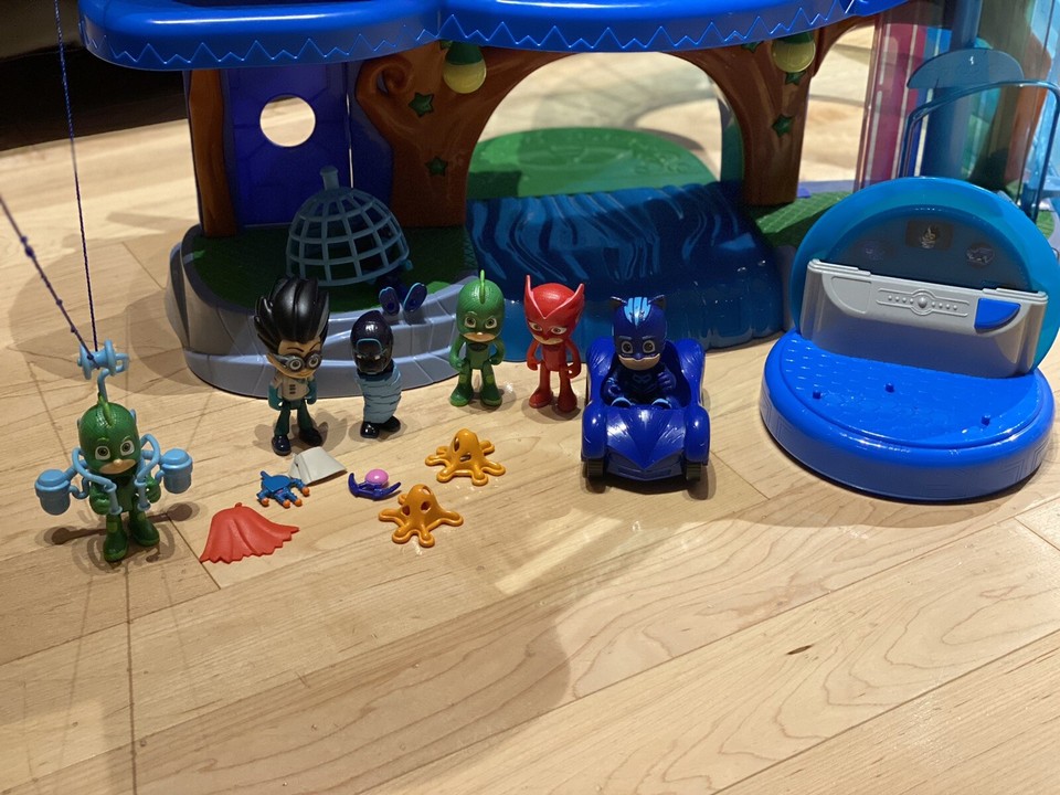 PJ Masks Deluxe Headquarters Playset Catboy Gekko Owlette Romeo