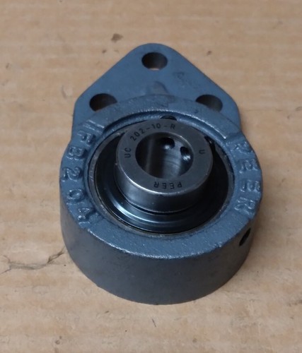 New Peer UCFB202-10 Cast Iron Flange Mount Ball Bearing 3 Bolt Bracket - Picture 4 of 8