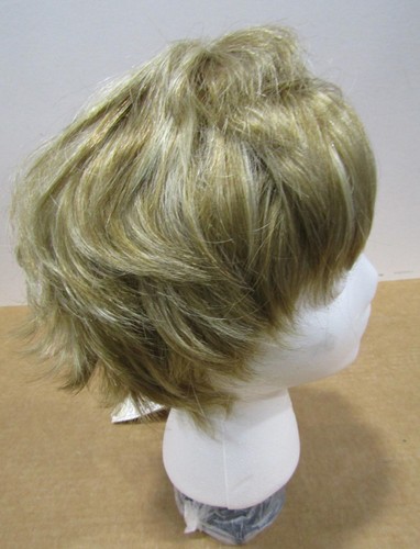 Bravadas Xtra Human Hair "Tonya" Creamy Toffee Wig - Picture 3 of 6