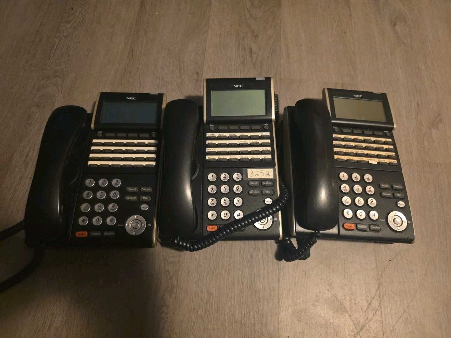 Menge 3 NEC DTL-24D-1 BK TEL DLV (XD) Z-Y (BK) DT300 Serie Telefon schwarz 