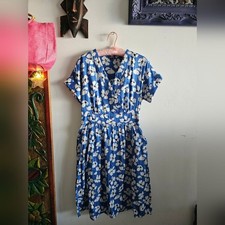 Who What Wear Blue & White Floral Midi Wrap Pocket Dress