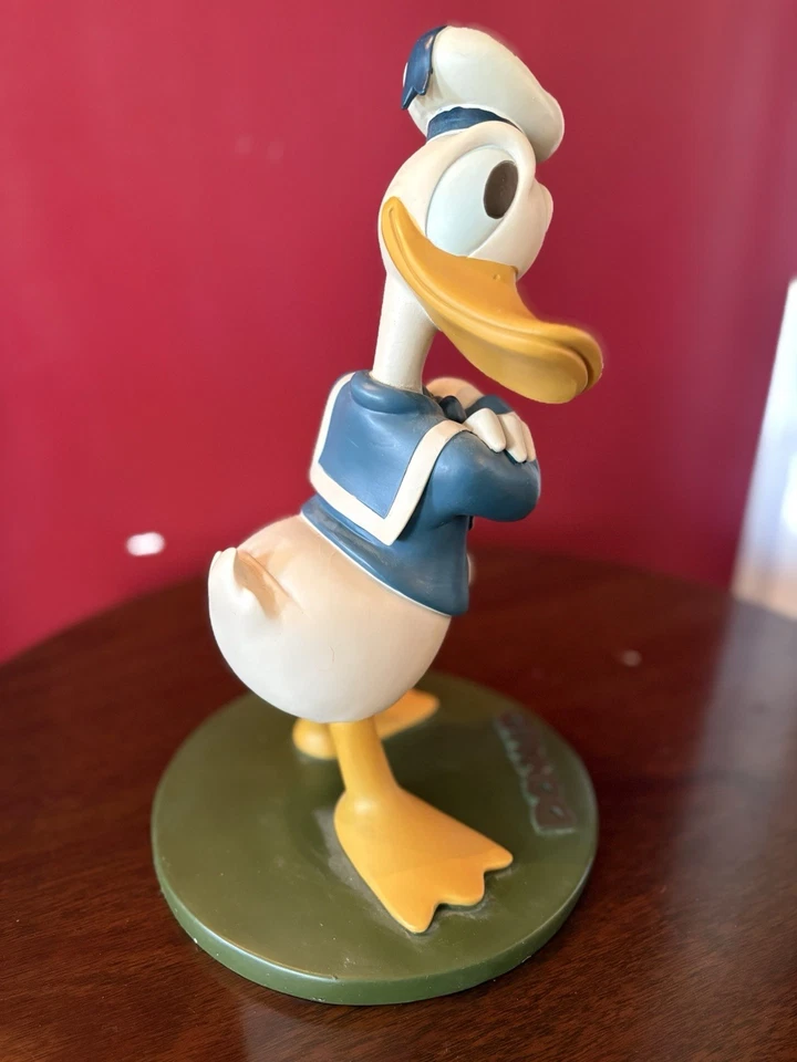 Estatua de jardín de figuras grandes del pato Donald de Disney de colección edición limitada 12,5 pulgadas Foto 2 de 4