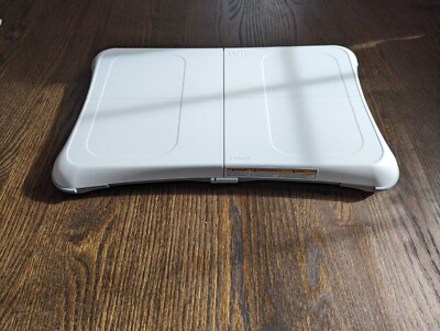 Nintendo Wii Fit Plus + Balance Board