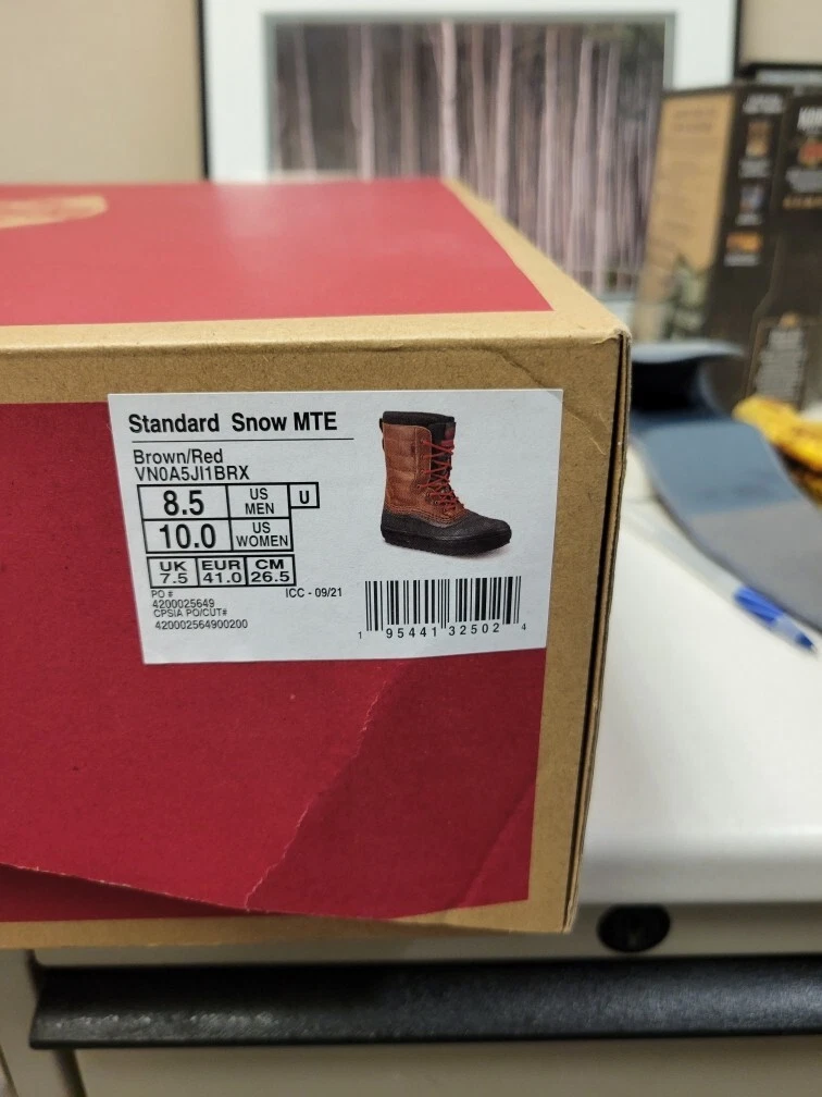 Vans Standard Snow MTE Brown/Red Winter Waterproof Boots Men's 8.5/Women's 10