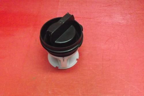 Waschmaschine HOTPOINT WMEUF743P ABLAUFPUMPE FILTER