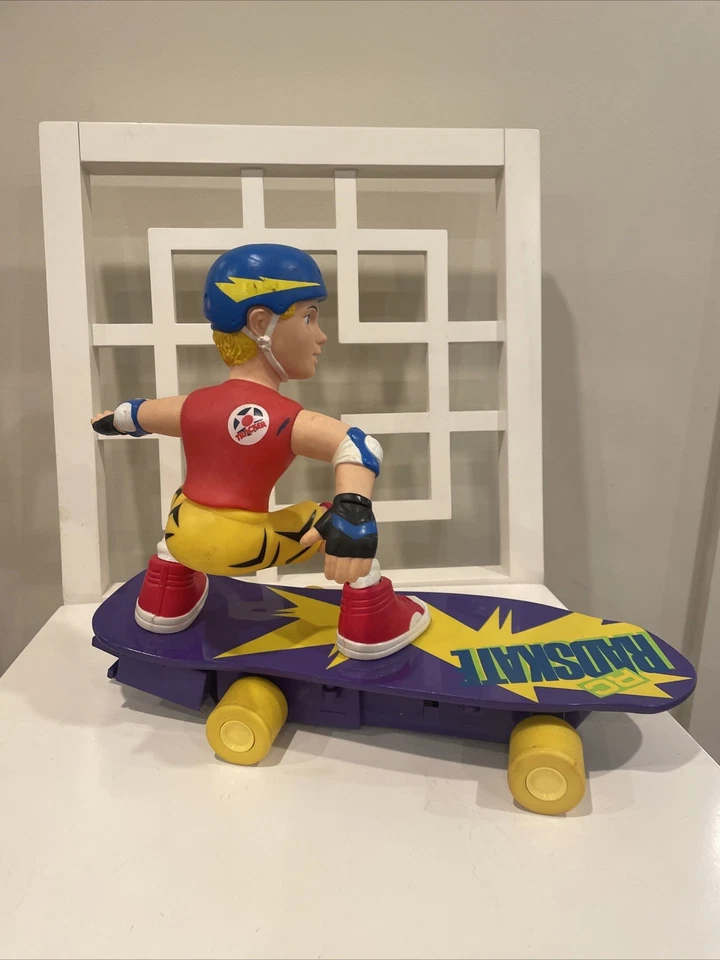 Patineta de ciclismo Matchbox RC Matchbox 1987 de colección sin piezas remotas ni exhibición solamente Foto 4 de 4