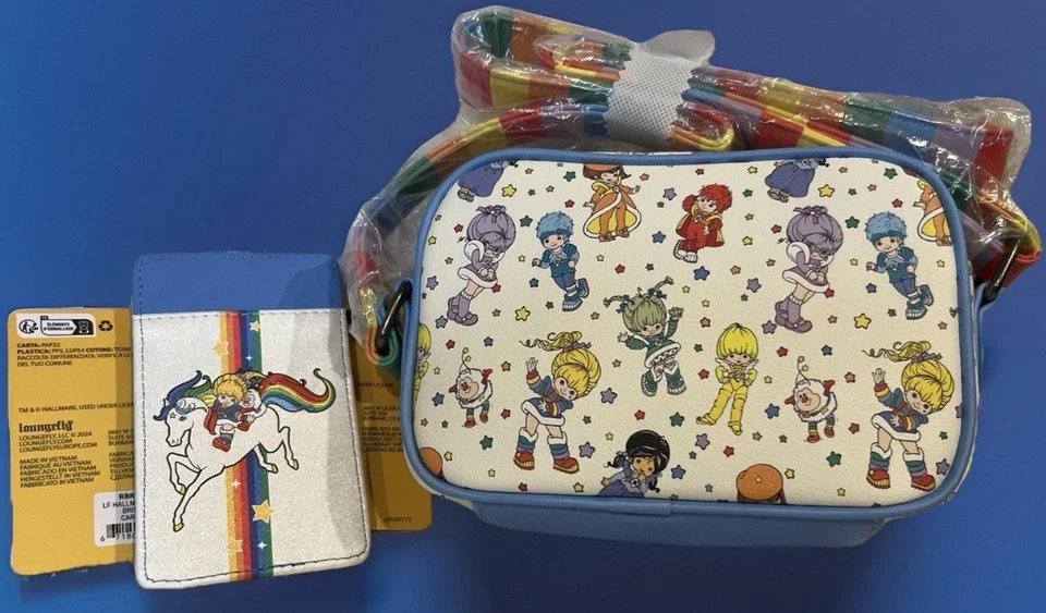 Lote de 4 piezas de bolsa LoungeFly Rainbow Brite y tarjetero y vaso MadEngine y diario Foto 4 de 4