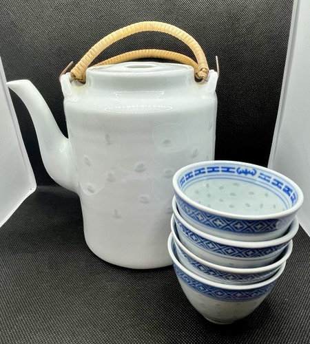 Jingdezhen White Porcelain Teapot Bamboo Handles With 4 Linglong  Rice Grain Blue & White Teacups