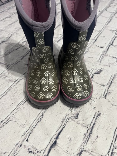 Kid’s Bogs Classic Silver Boots Size US 9 / EURO 25 - Bild 8 von 11