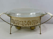 Vtg Pyrex Golden Grape Vine Casserole Bowl 045 2.5QT Oval w/ Lid Warming Cradle