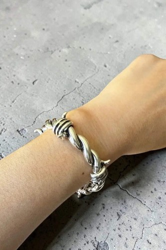 WESTERN THEME BARBED WIRE STRETCH BANGLE BRACELET