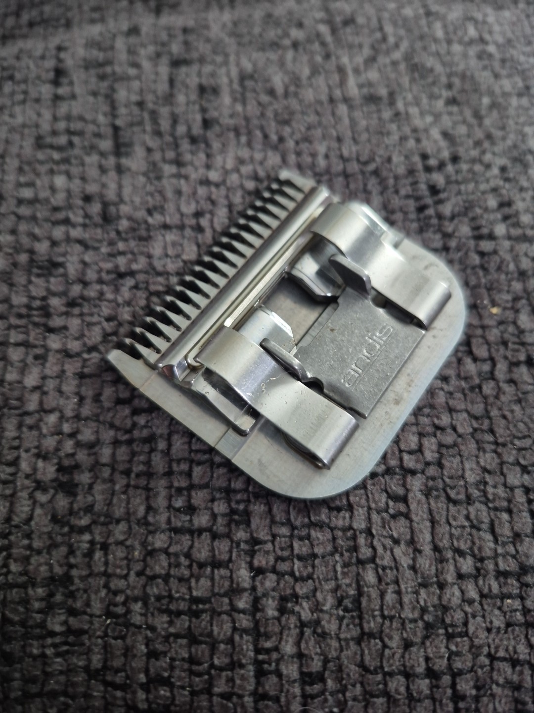 Andis/Ultra Edge/Blades- Detachable for Clippers(4,5,8 1/2,10,15).