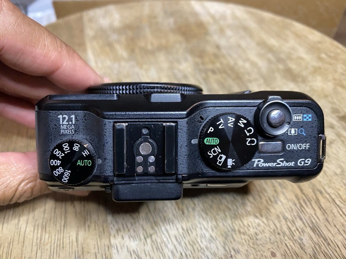 Canon PowerShot G9 12.1MP Digital Camera 6x Optical Zoom PC1250