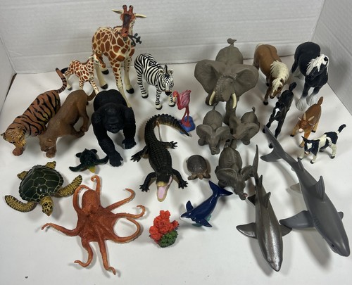 Lot Of 25 Plastic Safari Jungle Zoo Farm Water Animals Toy Figures