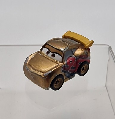 2016 Mattel FBG92 - Disney Cars Mini Racers - McQueen Gold 95 - Racer