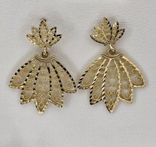 14k Yellow Gold Ladies Filigree Dangle Earrings 1 1/8" tall