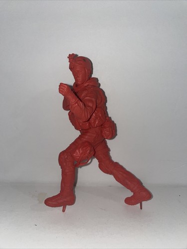 McFarlane's Military Second Tour of Duty Navy Seal (12) Prototype Hardcopy - Picture 2 of 9