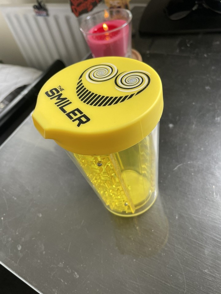 RARE Alton Towers ‘The Smiler’ Merchandise BUNDLE Cups & Bottles eBay