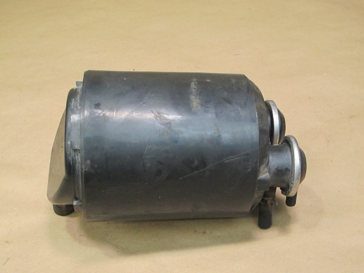 売ります EVAP Canister 1986 Nissan 300zx 3.0l Fits 85-86 300zx for