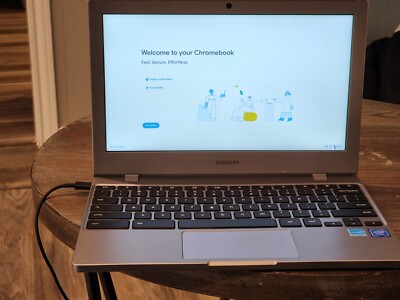 Samsung Chromebook 4, 11.6  HD LED Laptop, Intel Celeron N4020 CPU, UHD 600 GPU