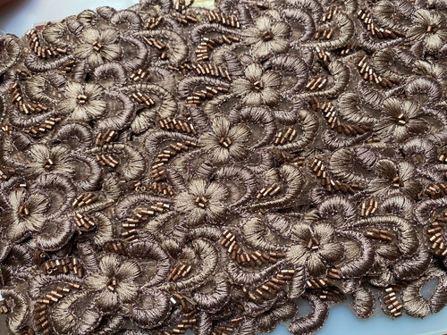 embroidered appliques trim hand sewn 1x2 3/4" flowers beads 18"pc 7 apps - Picture 2 of 4