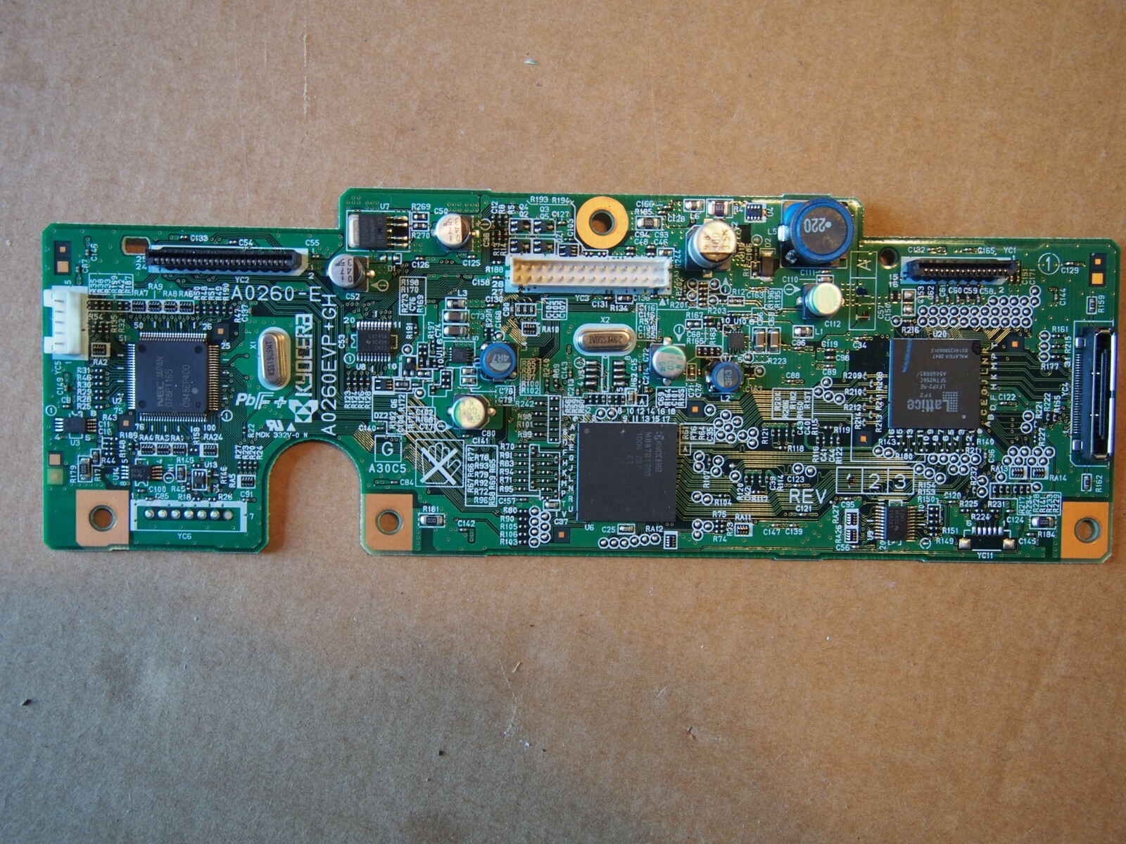 Photo 1/2