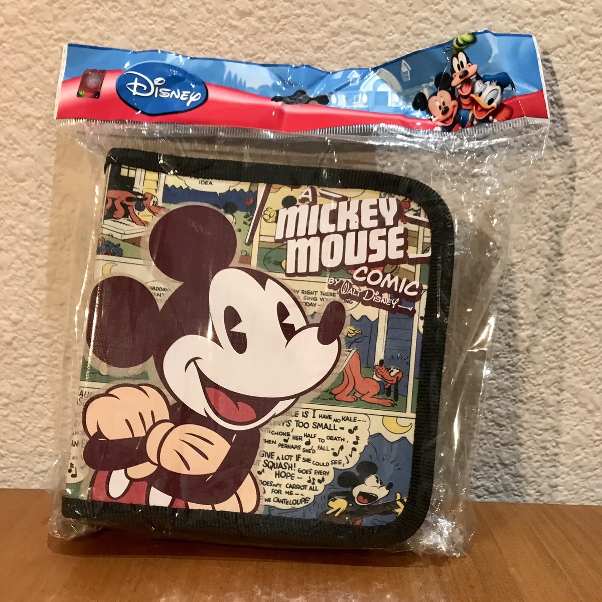 ✓Disney Mickey Mouse CD / DVD Case Storage Wallet compact