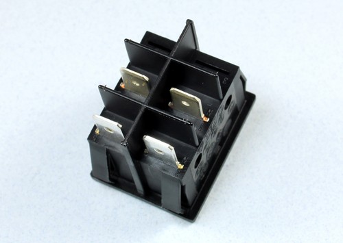 2 pieces, DPST Rocker Switch, ON/OFF, 20A 125VAC - Picture 2 of 2