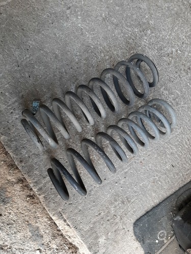 Ford Mustang V Bj2008 COUPE  Feder Federn Fahrwerksfedern Satz  für Hinterachse