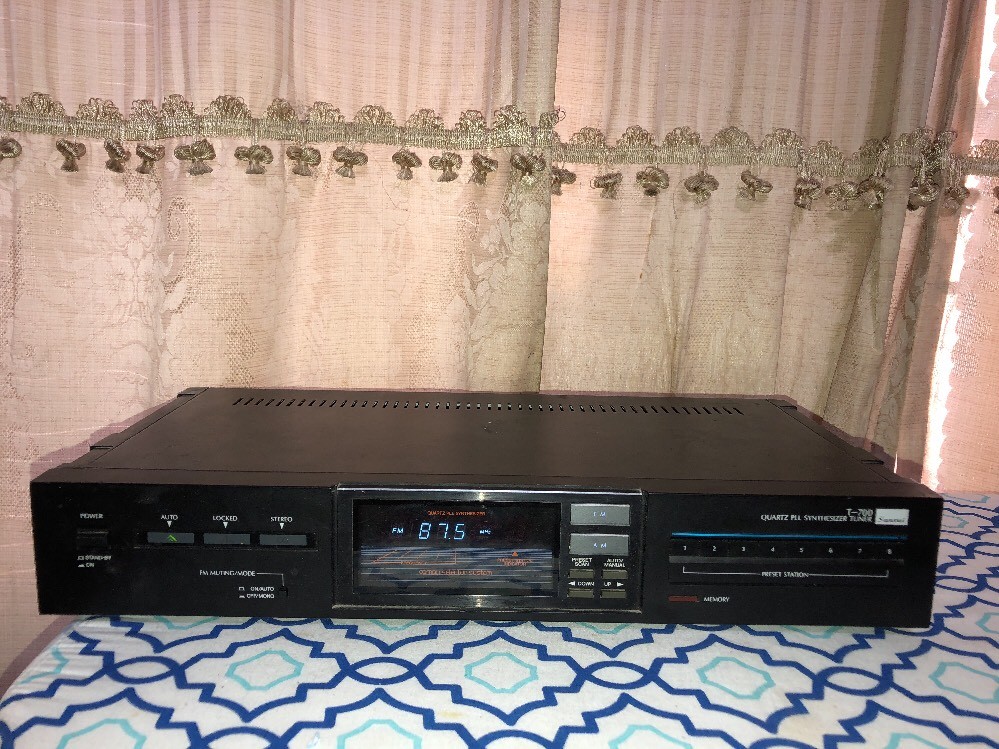 Sansui T-700 Quartz PLL Synthesizer AM/FM Stereo Tuner | eBay