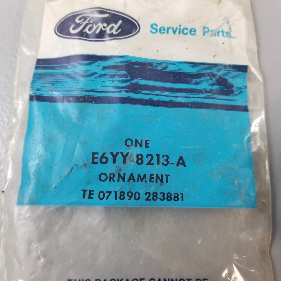 Nuevo NOS 1985-87 Mercury Lynx Rejilla Ornamento Emblema Medallón Ford E6YY8213A Foto 2 de 4