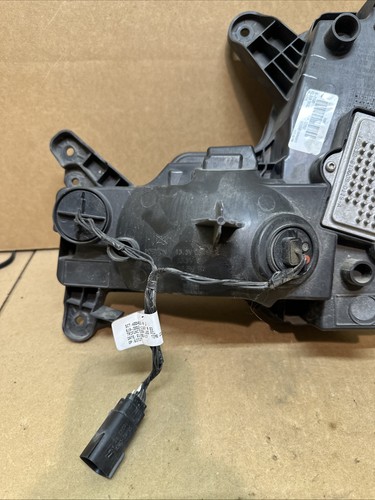 2015-2020 Cadillac Escalade LED Fog Light w/ Ballast Right / Passenger Side OEM - Picture 9 of 13