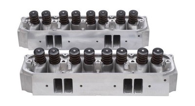 Edelbrock Cylinder Head Set  - E-Street Chrysler 440 Edelbrock 5093