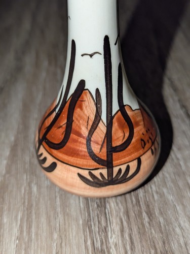 Southwestern Native Bud Vase Hand Painted & Signed by Artist Diji Of Arizona 6" - Picture 5 of 13