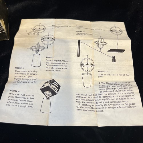 VTG The Original Wonderful Gyroscope Toy Game Metal Box USA Instructions - Picture 5 of 9