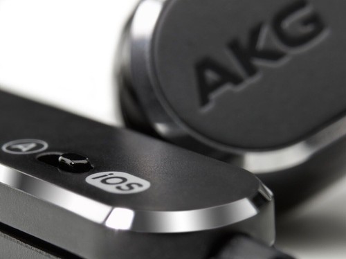 AKG N25 Canal Type Earphone Earbuds High res Dual Dynamic BRAND NEW SEALED - Picture 6 of 8