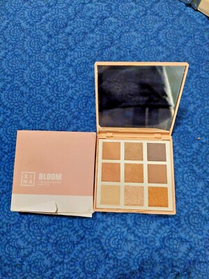 New 3INA Cosmetics The Bloom Eyeshadow palette kit Free Shipping