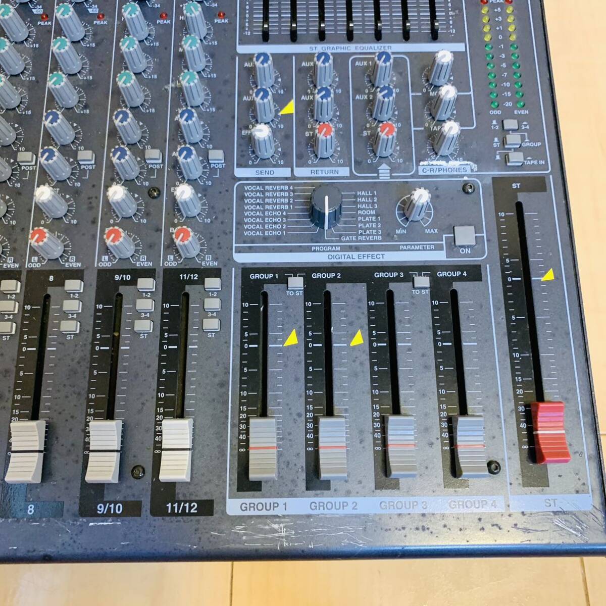 YAMAHA Yamaha MX12/6 MIXING CONSOLE | 8-23 Channels | 4 YAMAHA Yamaha MX12/6 MIXING CONSOLE | 8-23 Channels | 4