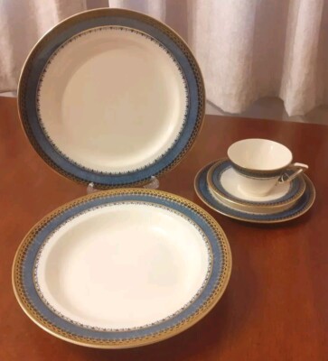 Burleigh Ware: Sandon: Essgruppe für einen: Zenith: Art Deco (mehr verfügbar)