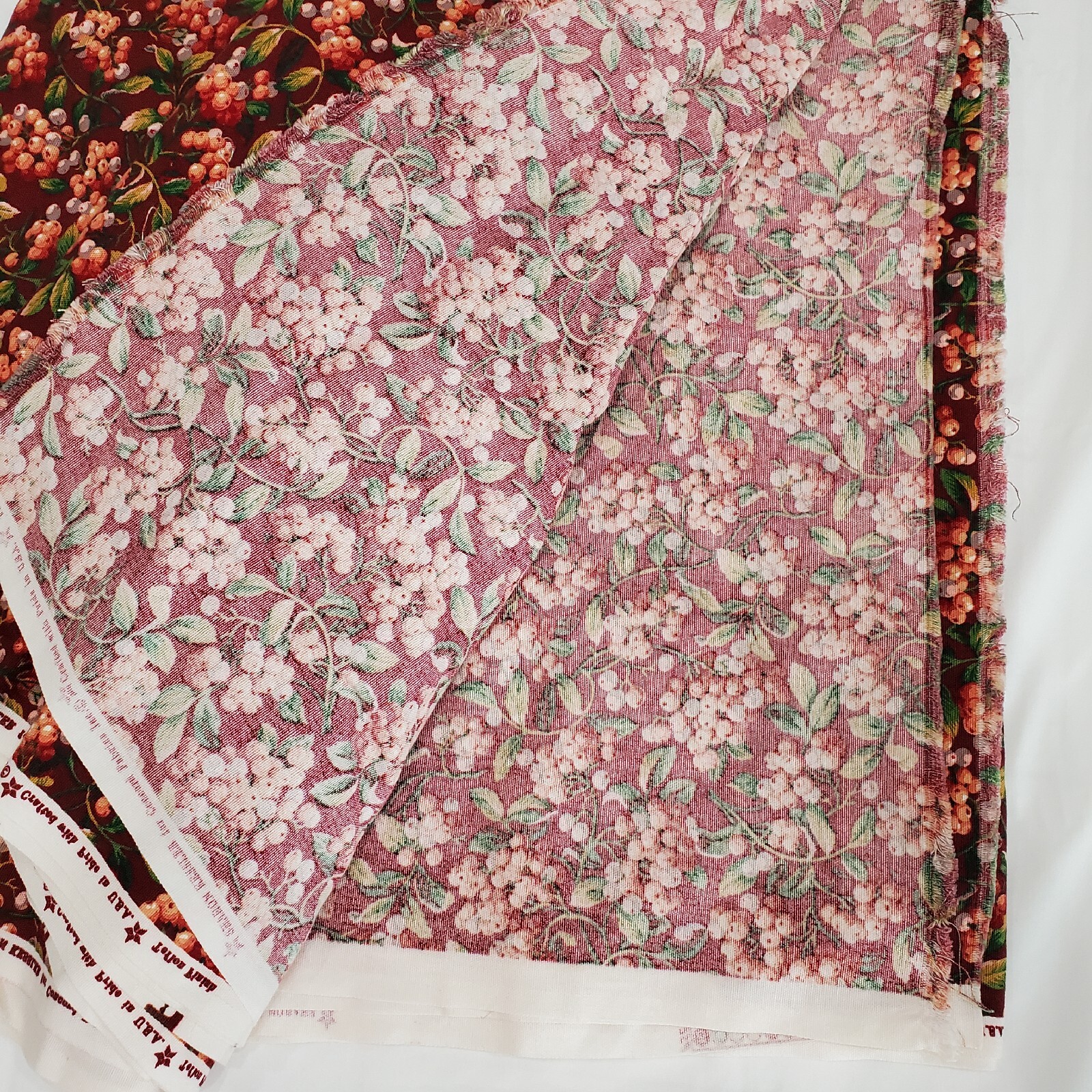 Vintage Sharon Kessler Concord Fabrics wild berries leaves Cotton 48X6