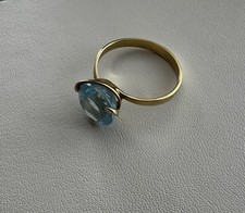 14k Gelbgold Ring mit Blautopas in wunderschöner Fassung