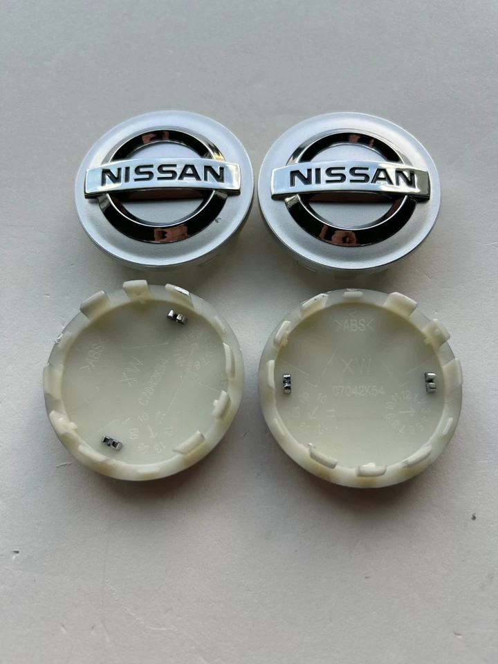 Juego 4 Tapacubos Centrales Plateados 2 1/8 para Nissan Altima Máxima Murano Versa Leaf Foto 2 de 3
