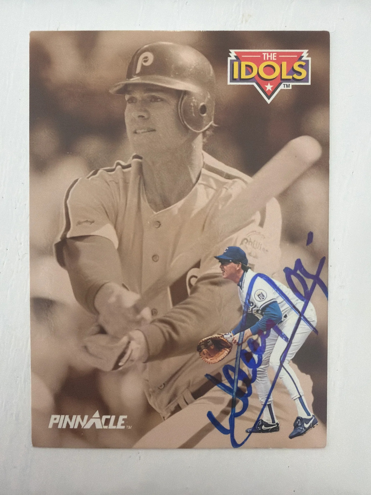Wally Joyner, Dale Murphy #284 (Baseball Cards 1992 Pinnacle) — is it worth grading?