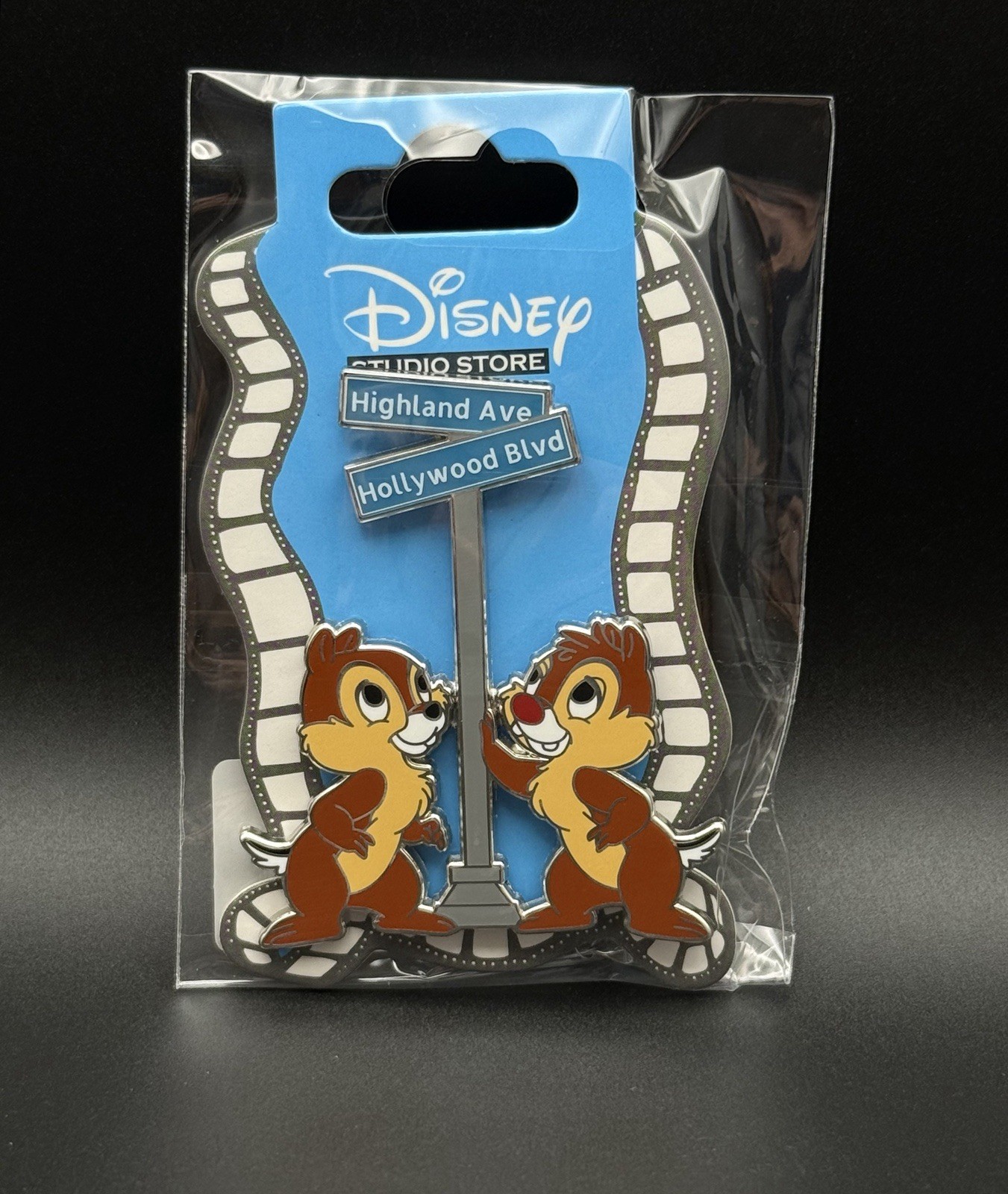 Disney Studio Store Hollywood DSSH Chip & Dale Highland Ave Street Sign Pin