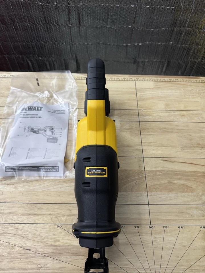 DeWalt 20V Brushless Cordless Reciprocating Saw (Tool Only) DCS382B - Image 4 of 4