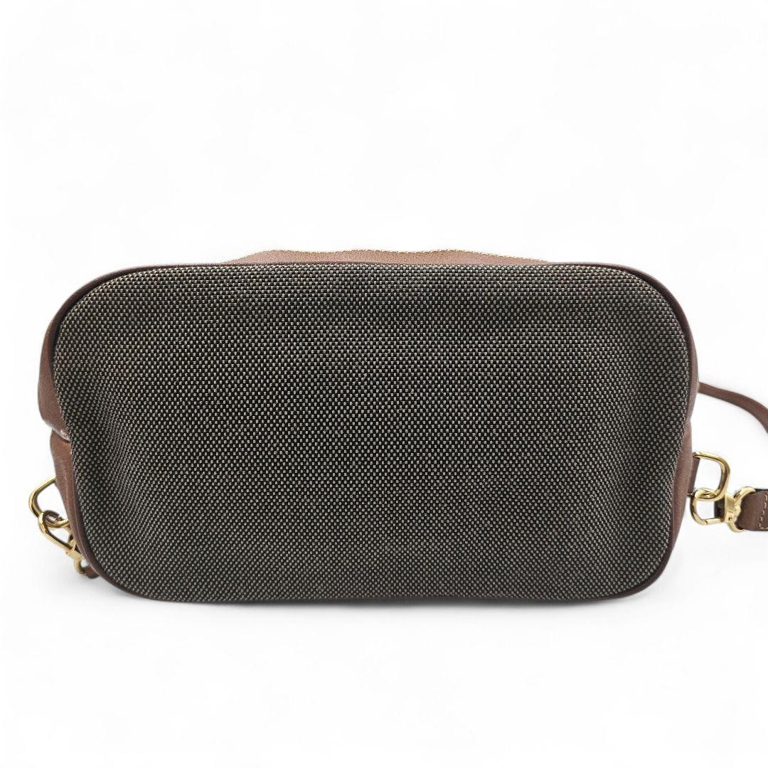 Beautiful Condition Longchamp Backpack Drawstring… - image 5