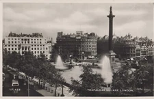 1930's RPPC Postcard "Trafalgar Square -London-England"