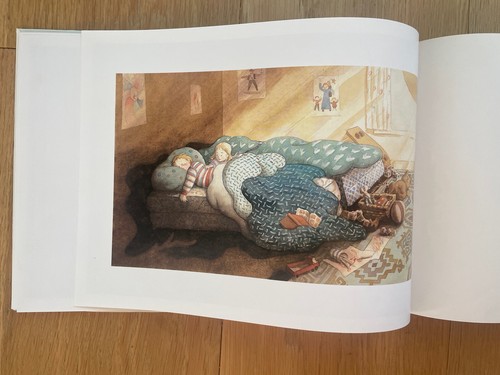 Alfi and the Dark - Sally Miles & Errol Le Cain 1st Edition 1988 Hardcover - Picture 9 of 9
