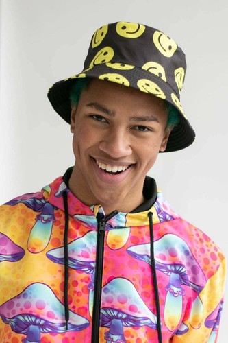 NWT Chinatown Market Smiley Originals 