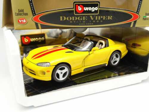 A quantity of 1:18 scale diecast models including Burago Mercedes Benz